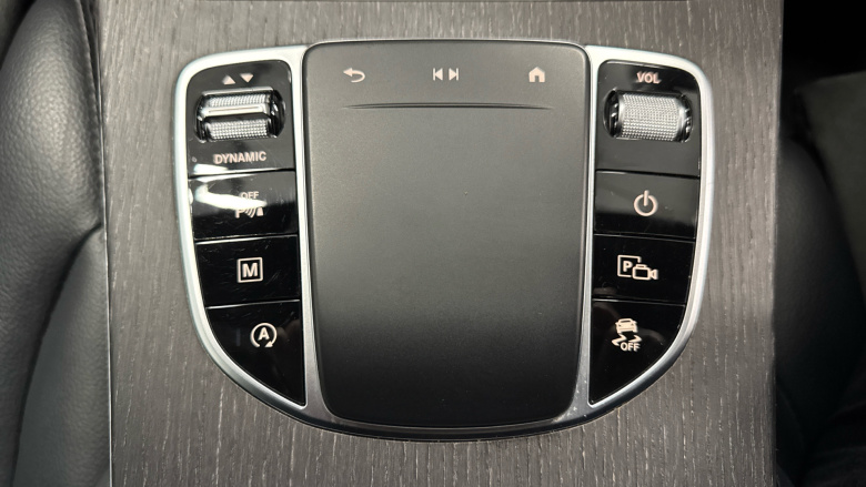 Mercedes-Benz GLC 220d 4Matic AMG Line 5dr 9G-Tronic Diesel Estate